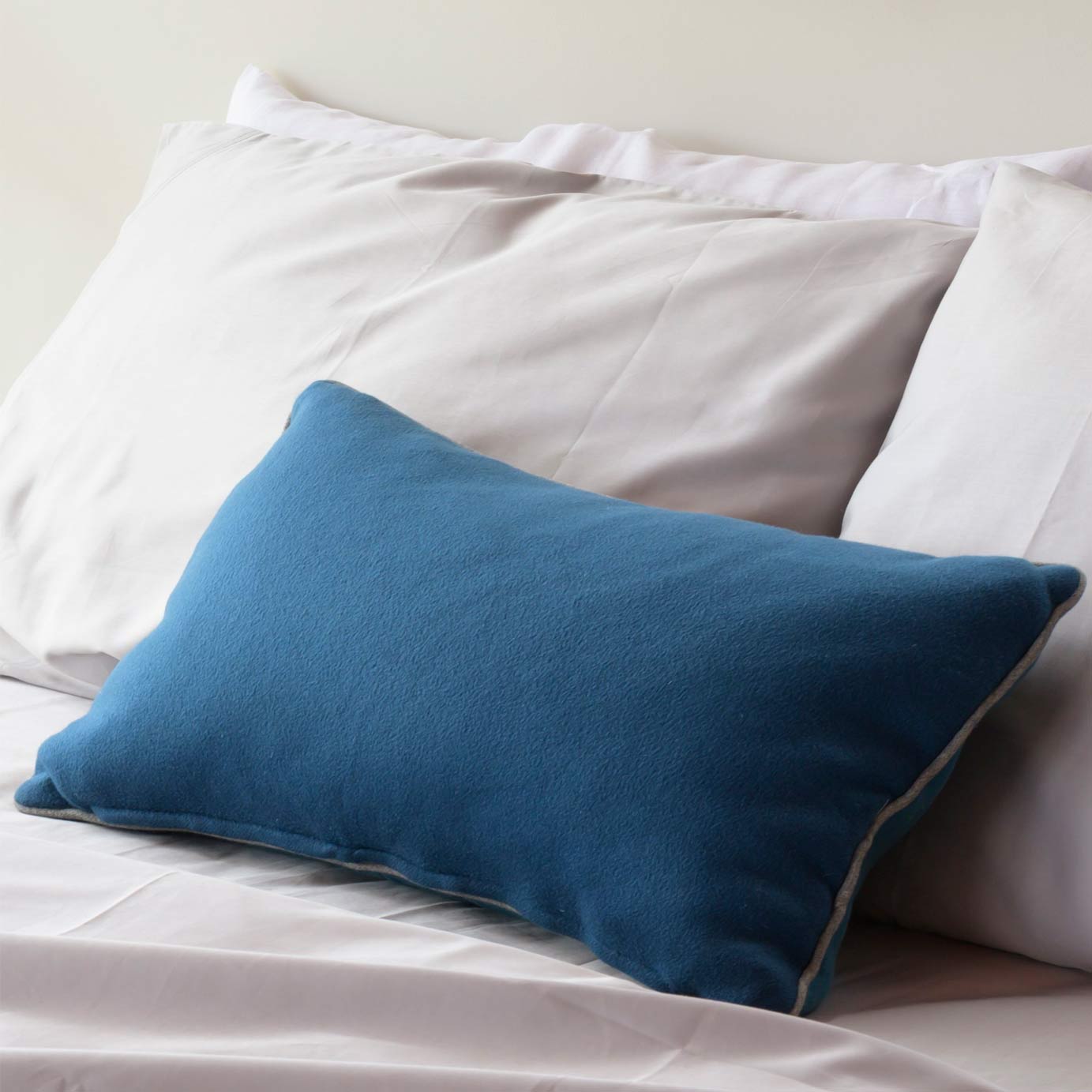 Medium clearance firmness pillow